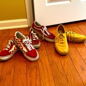 3 pairs of VANS lace up women sneakers. Great preloved condition